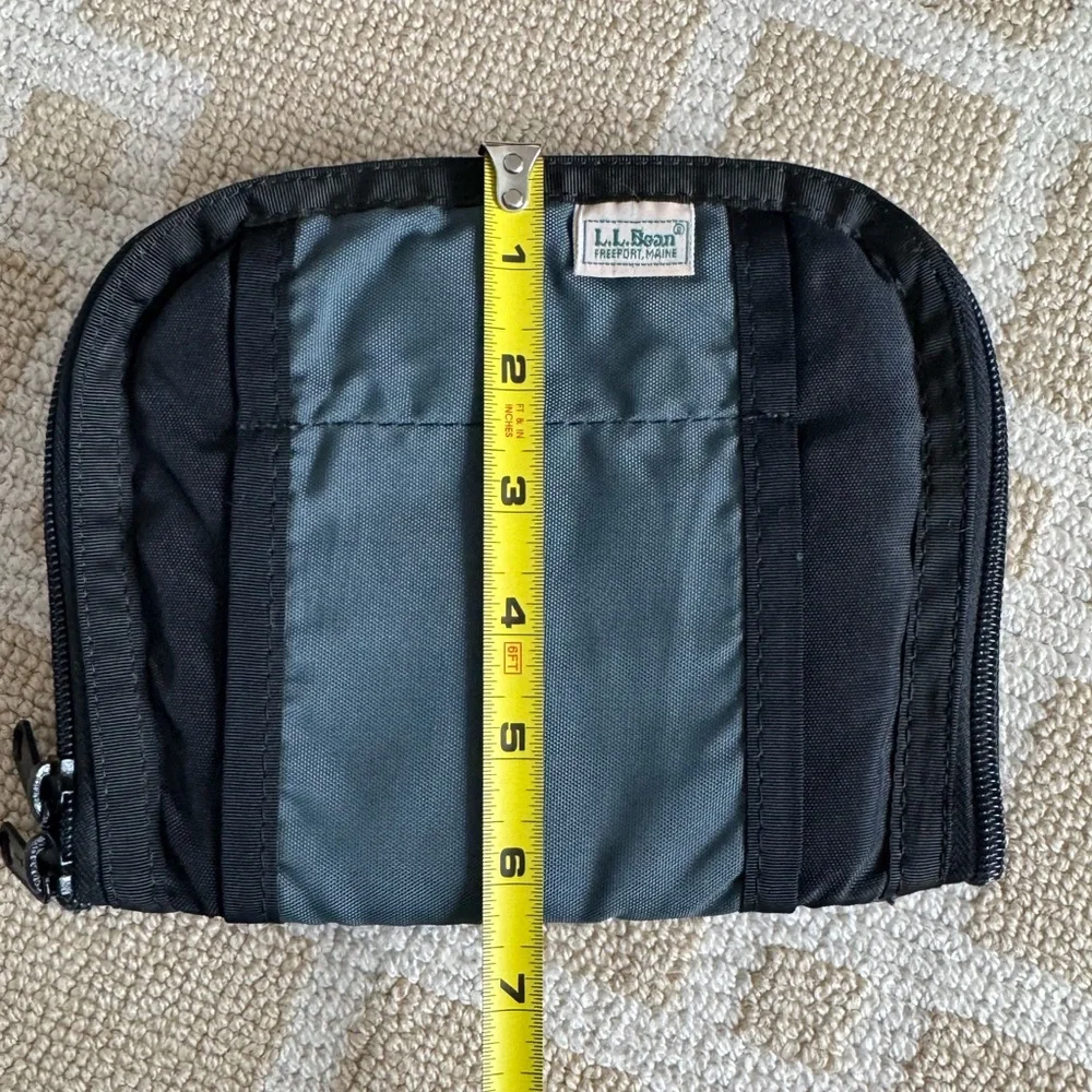 LL Bean Travel Electronics Organizer Tech Pouch Zip Gear Case Black Gray O/S